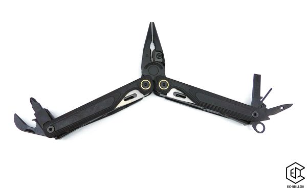 Leatherman Wava Alpha Obsidian geöffnet mit allen Tools Rückseite